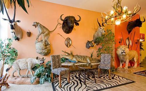 דכאו Bavaria Safari Hotel מראה חיצוני תמונה